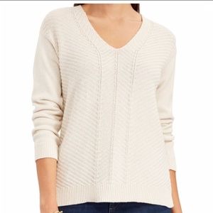 🆕 Chaps White Knit Sweater w/ Silver Metallic